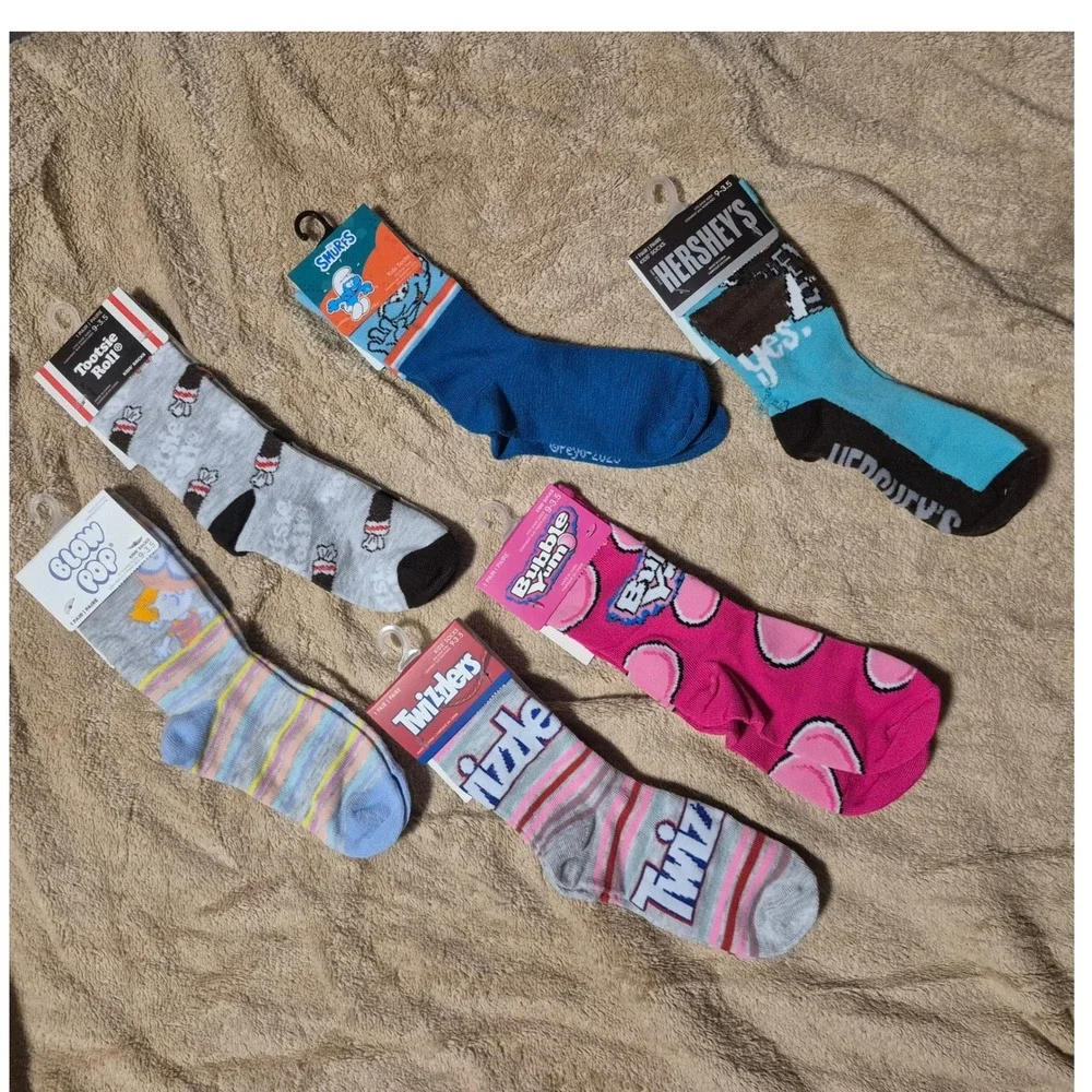 Kids Novelty Socks Bundle 6 Pairs Tootsie Roll Smurfs Hershey Blow Pop Twizzlers